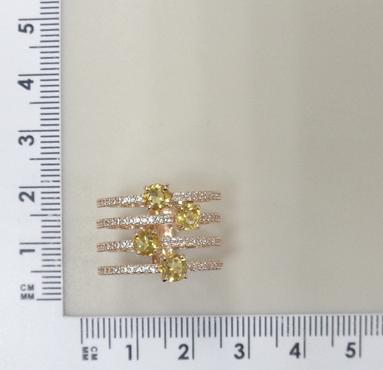 Серебряное кольцо с цитринами